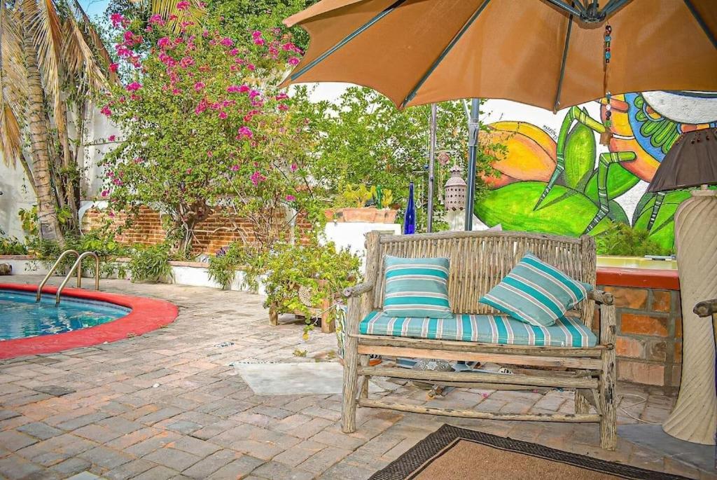 Bed and breakfast Baja La Paz